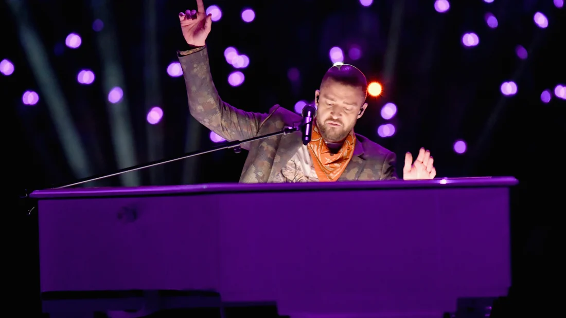 Visual published with the cited source for this record: The Prince Super Bowl tribute was a projection, not a hologram